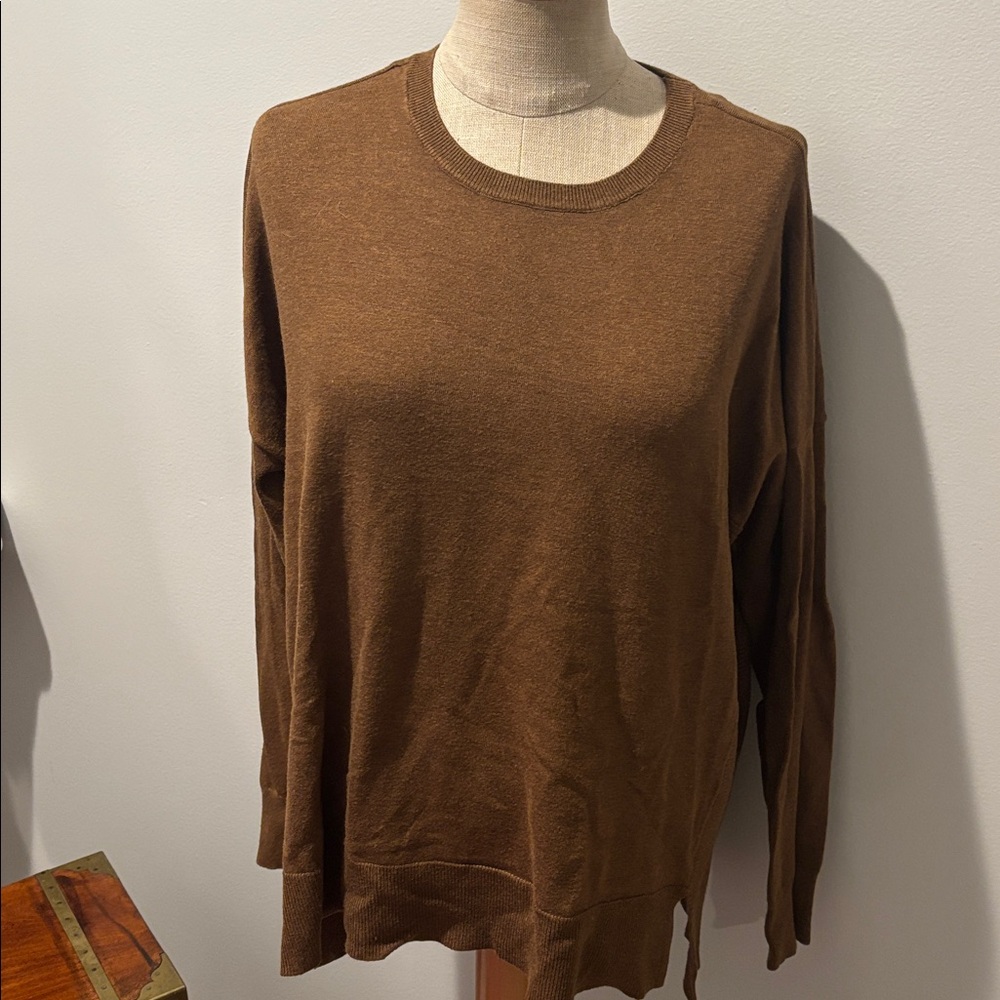 Elliott Lauren comfy sweater size medium